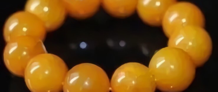 最上乘学佛一百问 89、[ 金银、纸钞、珠宝、首饰、玉器等如何供佛？]缩略图