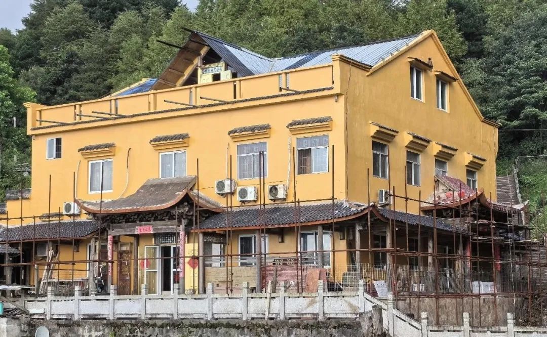 学佛的居士路不能走偏插图2 学佛的居士路不能走偏插图2